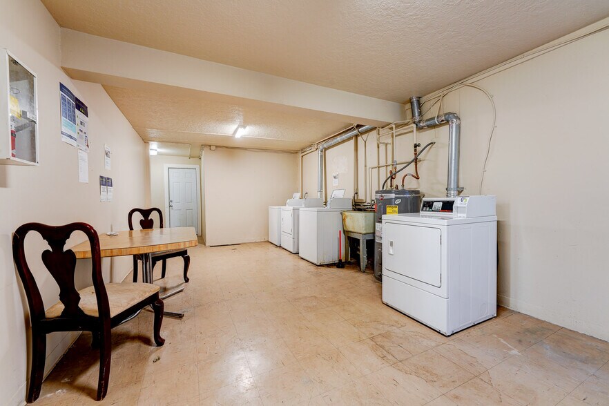 More Photos Of 3560 SW Vista Dr, Portland Apartments For Sale