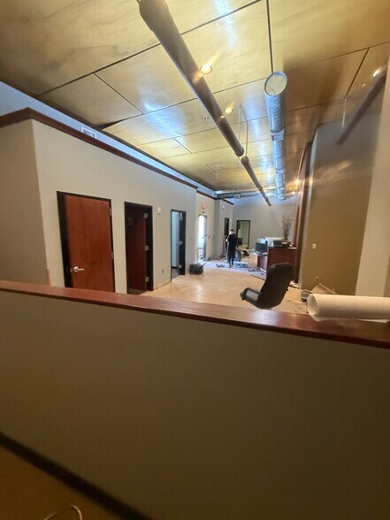 More Photos Of 911 N Frio St, San Antonio Manufacturing For Lease