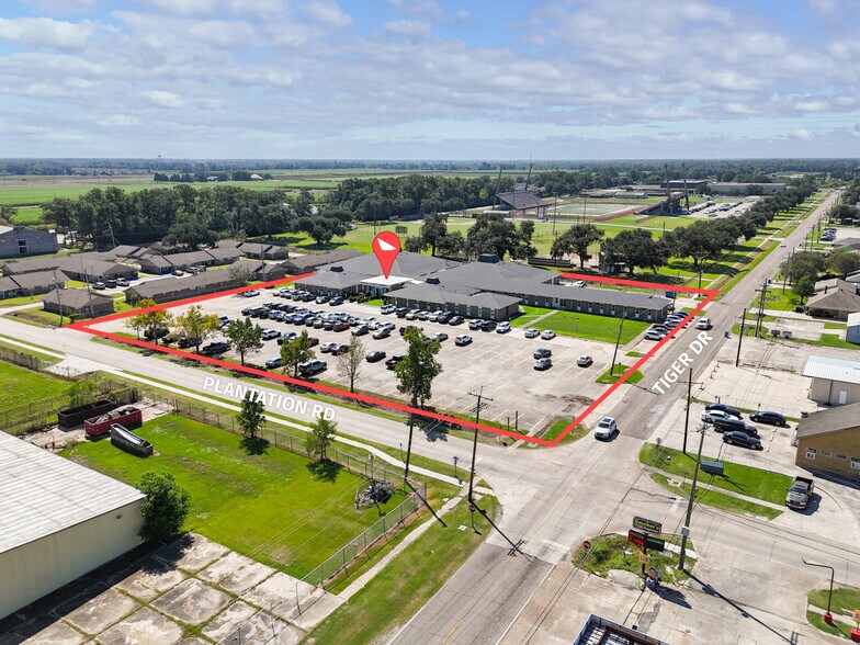 Primary Photo Of 1000 Plantation Rd, Thibodaux Office For Sale