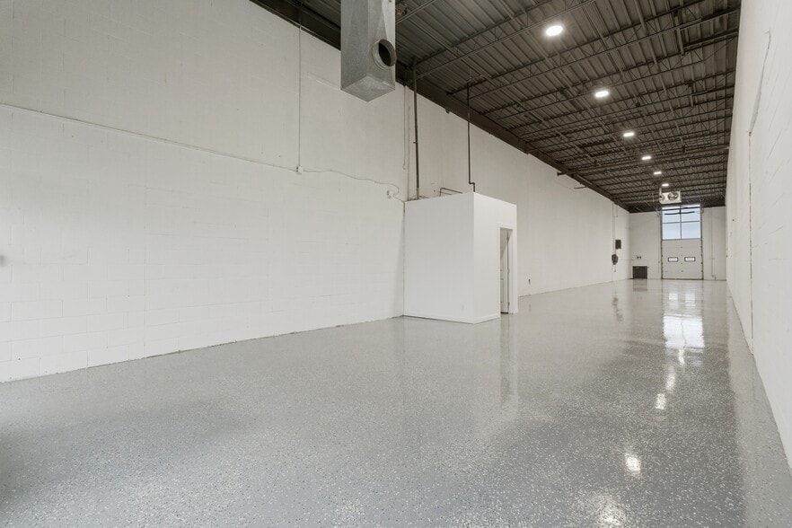 More Photos Of 397 Humberline Dr, Toronto Warehouse For Sale