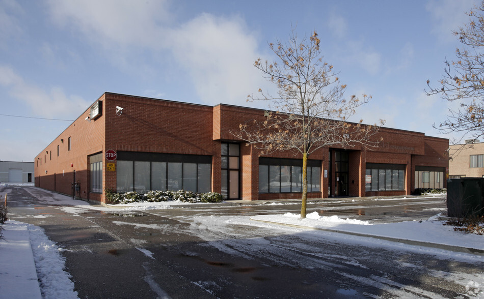 Primary Photo Of 470 Edgeley Blvd, Vaughan Warehouse For Lease