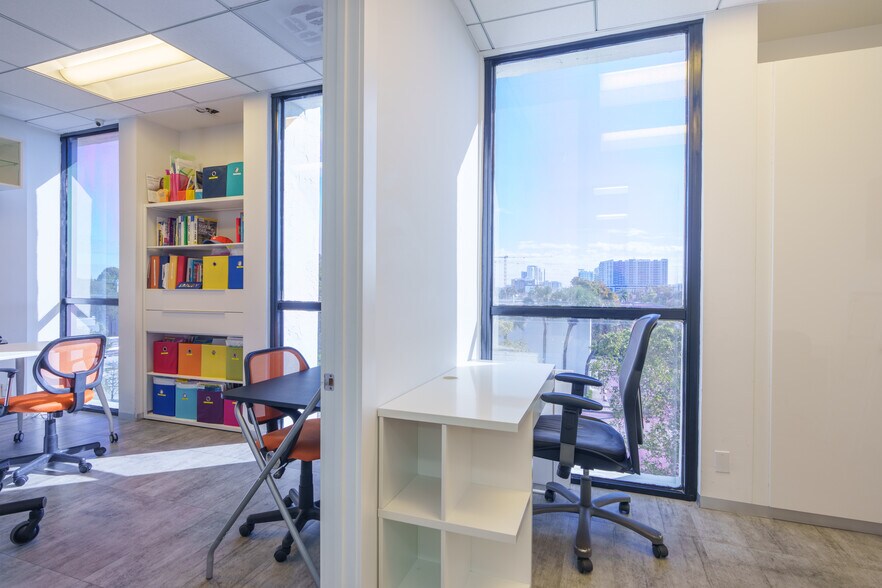 More Photos Of 2450 Hollywood Blvd, Hollywood Loft Creative Space For Sale