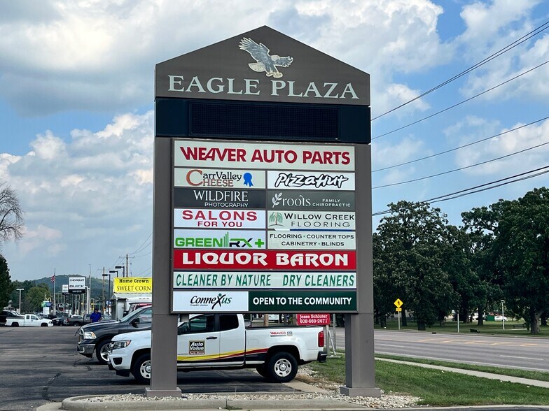 More Photos Of 819 Phillips Blvd, Sauk City General Retail For Lease