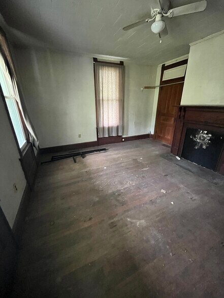 More Photos Of 61961 Dysart Woods Rd, Belmont Specialty For Sale