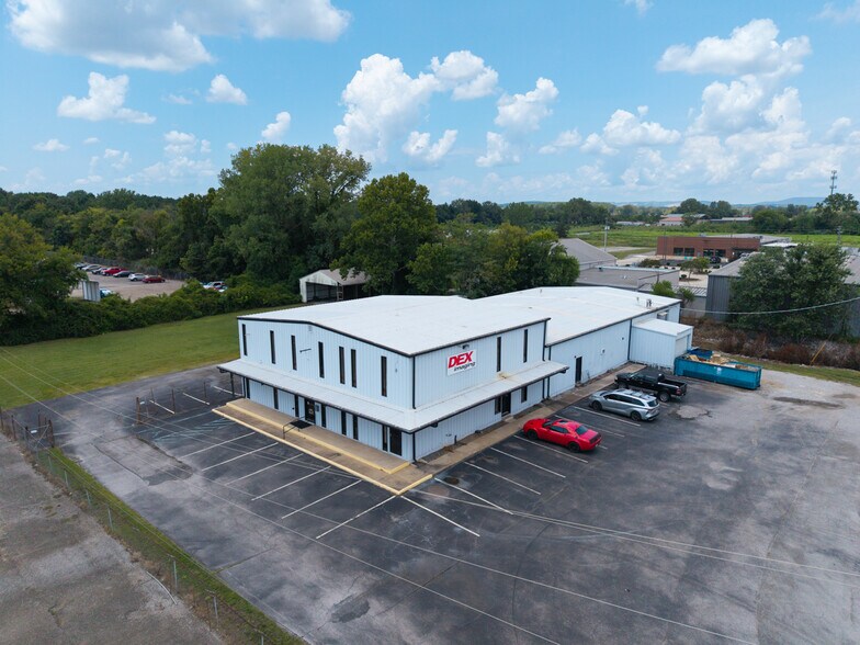 More Photos Of 3240 Leeman Ferry Rd SW, Huntsville Distribution For Sale