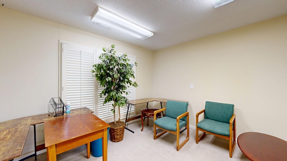 More Photos Of 1320 Wynnton Rd, Columbus Office For Lease
