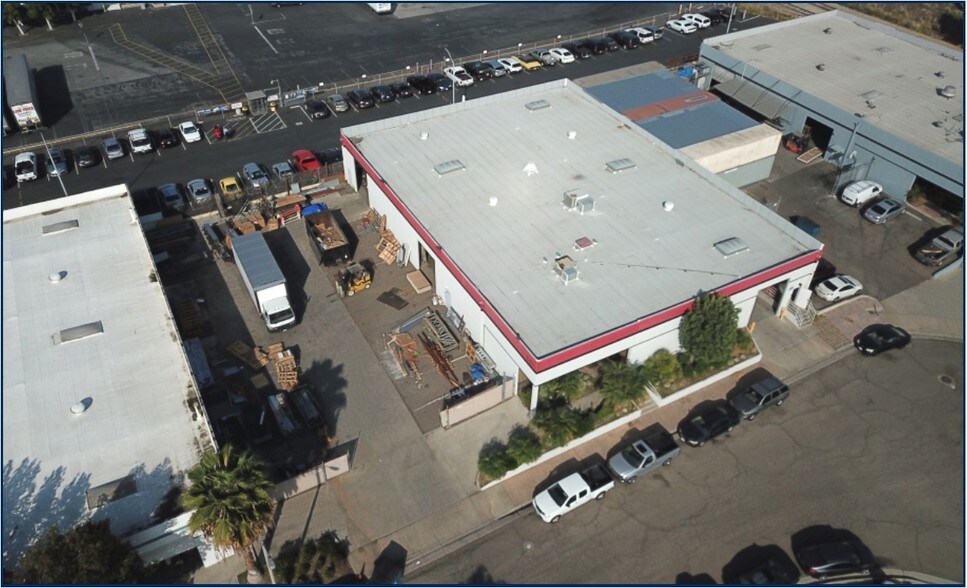 More Photos Of 531 Jamie Ave, La Habra Warehouse For Lease