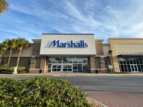 More Photos Of 8108 Abercorn St, Savannah Unknown For Lease