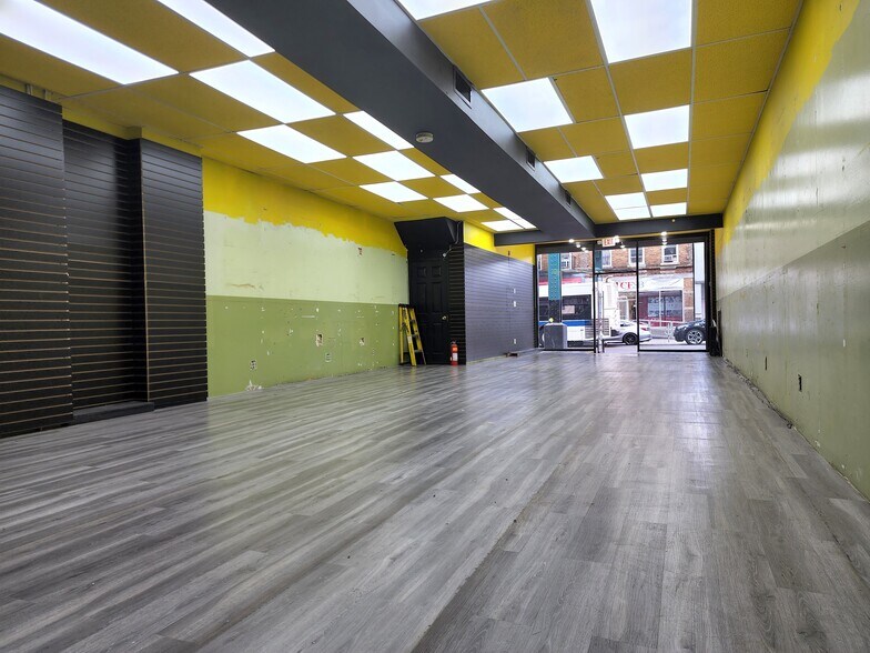 More Photos Of 89-17 Jamaica Ave, Jamaica Storefront Retail Residential For Sale
