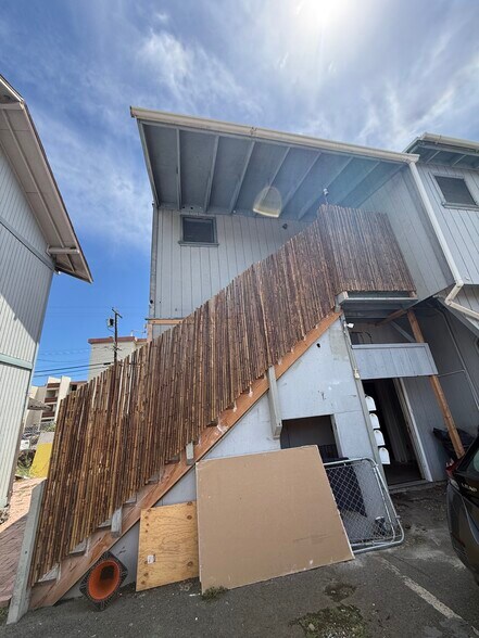 More Photos Of 1104 Palama St, Honolulu Convenience Store For Sale