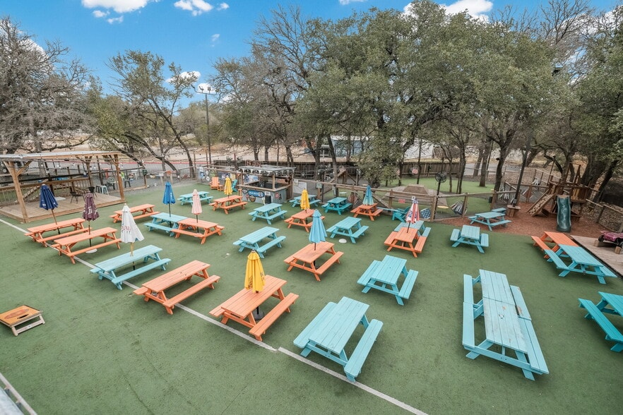More Photos Of 13838 Jones Maltsberger Rd, San Antonio Restaurant For Sale