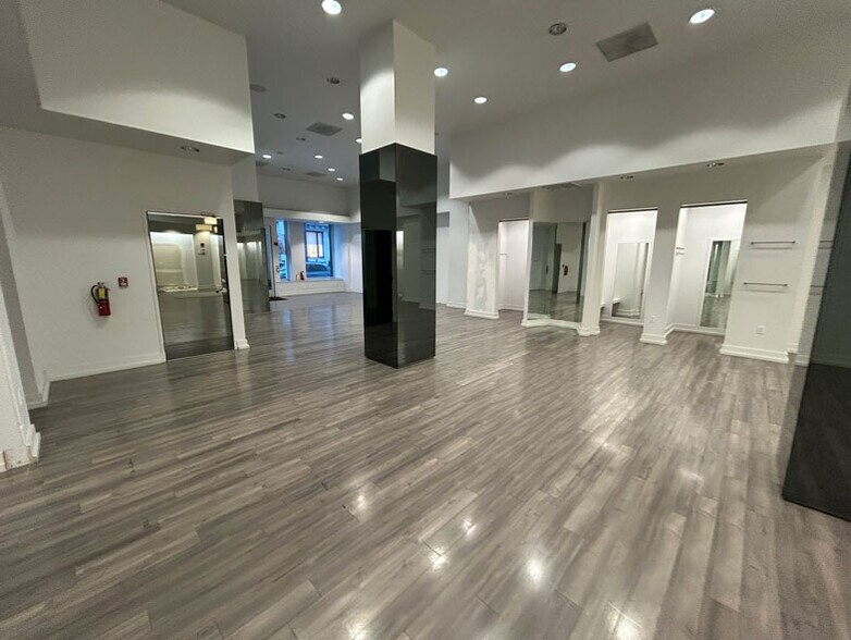 More Photos Of 21-23 Grant Ave, San Francisco Office For Lease