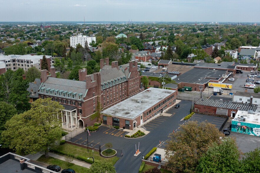 More Photos Of 235 North St, Buffalo Medical For Sale