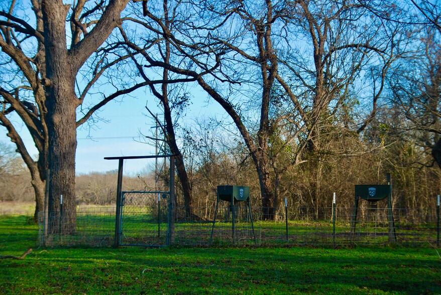 More Photos Of 900 Old Lytton Springs Rd, Lockhart Land For Sale