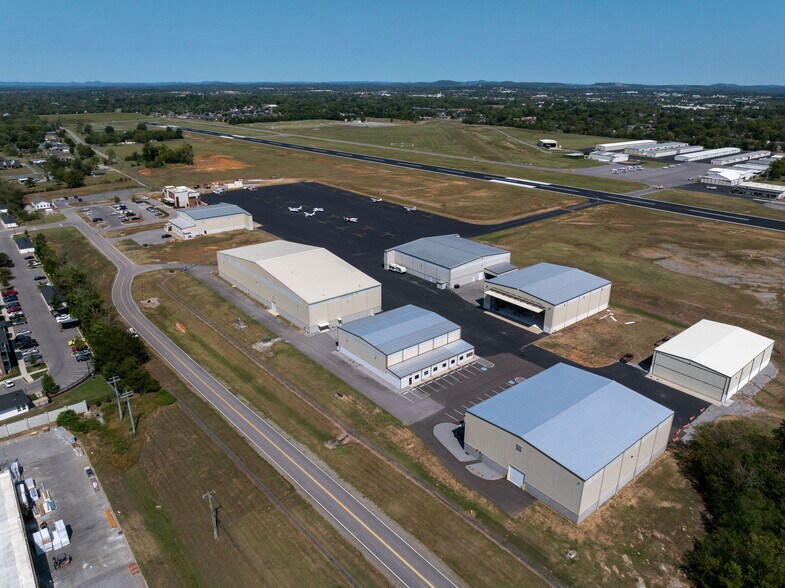 More Photos Of 500 Aviation Way, Lebanon Airplane Hangar For Sale