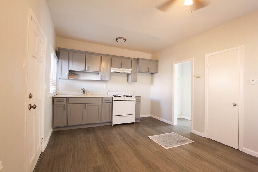 More Photos Of 679 Obispo Ave, Long Beach Apartments For Sale