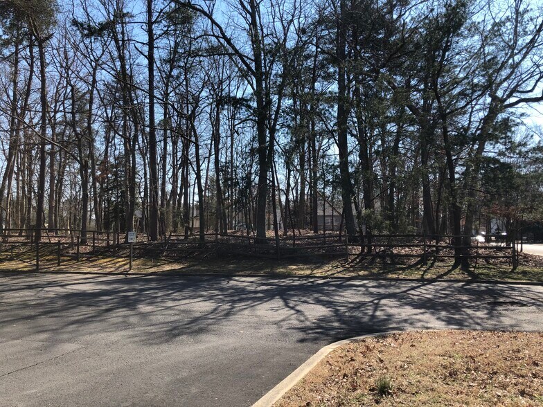 More Photos Of 1276 Bannister Cir, Waldorf Daycare Center For Sale
