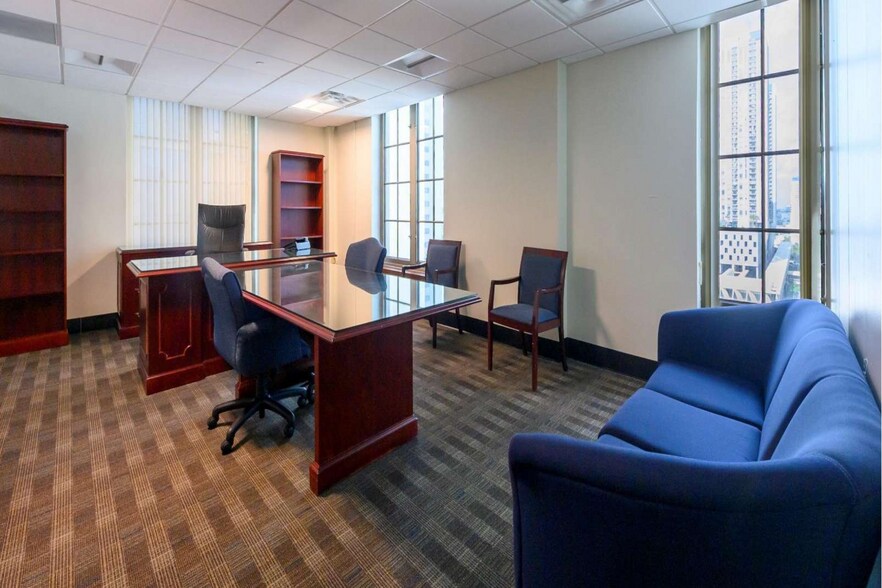 More Photos Of 73 W Flagler St, Miami Office For Sale