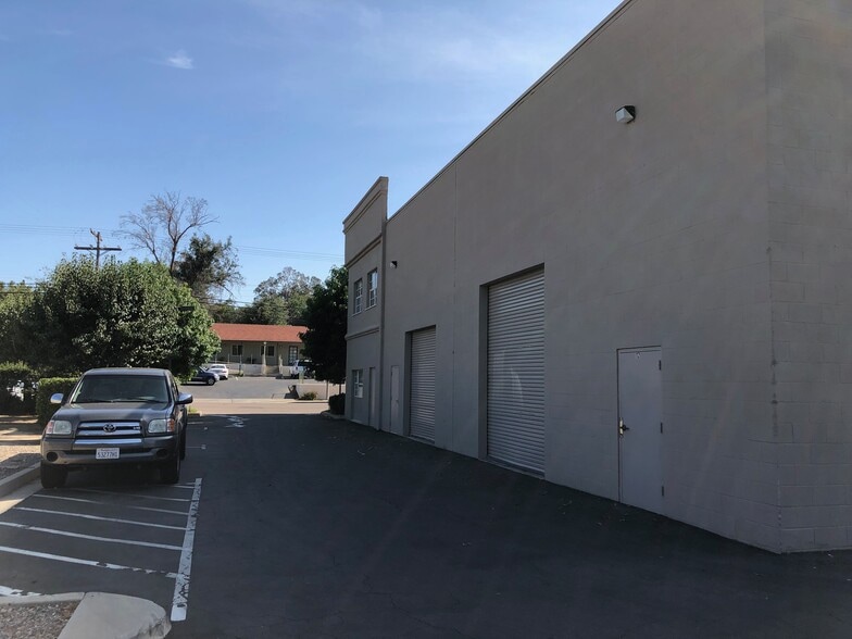 More Photos Of 504 E Alvarado St, Fallbrook Light Manufacturing For Lease