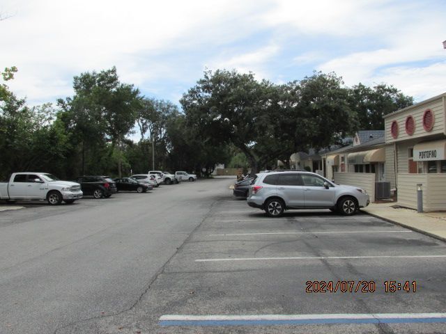 More Photos Of 913 Gulf Breeze Pky, Gulf Breeze Storefront Retail Office For Sale