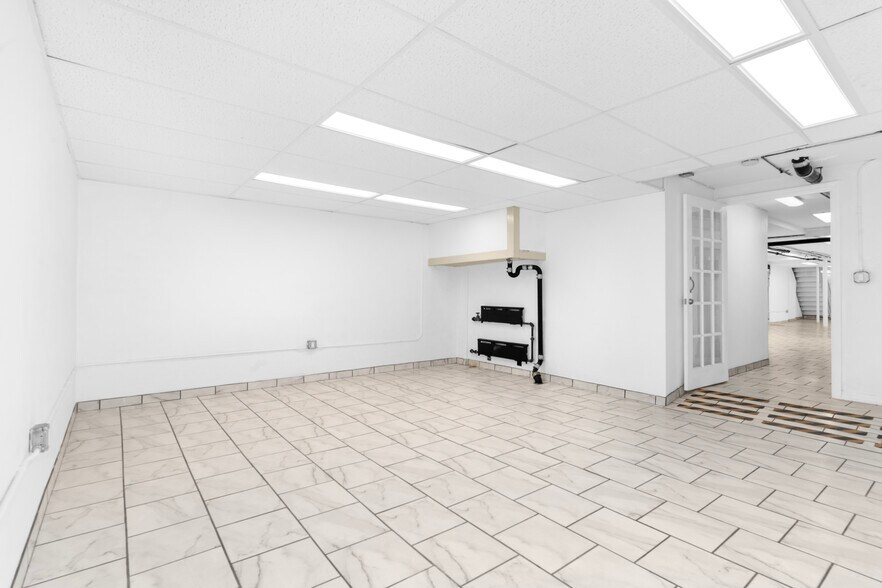 More Photos Of 318 E 62nd St, New York Apartments For Lease