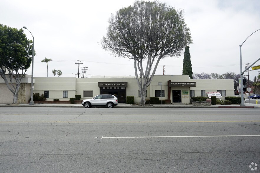 More Photos Of 701 W Valley Blvd, Alhambra Medical For Lease