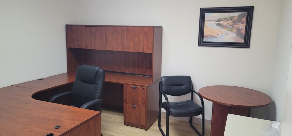 More Photos Of 68 E 11th St, Tracy Office For Lease