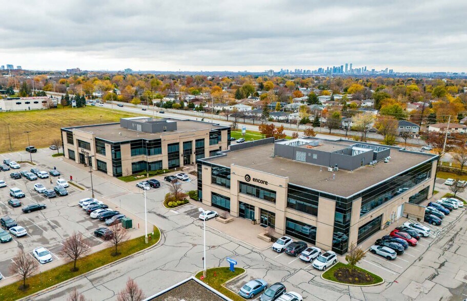 More Photos Of 2295 Bristol Cir, Oakville Office For Lease