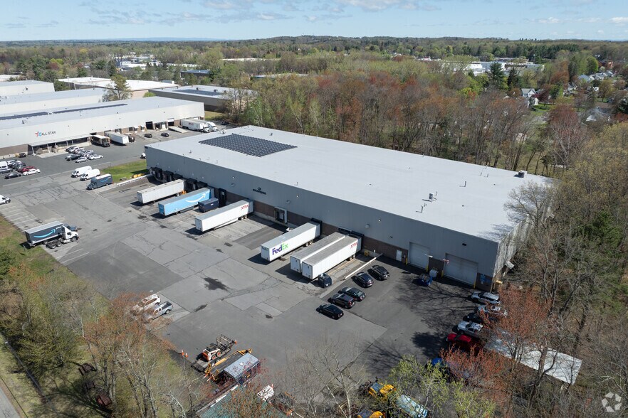 More Photos Of 30B Post Rd, Colonie Warehouse For Lease