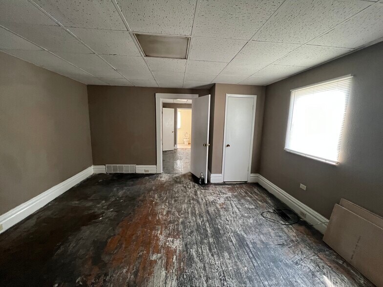 More Photos Of , Huntington Multifamily For Sale