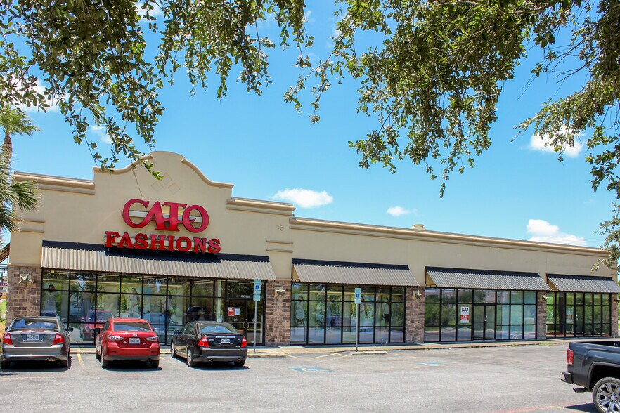 More Photos Of 7490 Padre Island Blvd, Brownsville Unknown For Lease