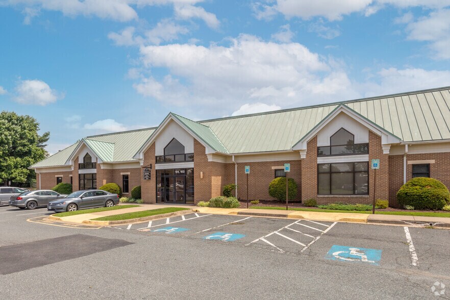 More Photos Of 422 Garrisonville Rd, Stafford Medical For Lease