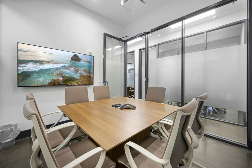 More Photos Of 19790 W Dixie Hwy, Aventura Office For Sale