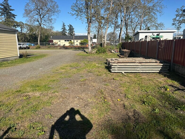 More Photos Of 3261 96th St S, Lakewood Land For Lease