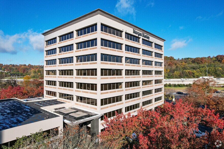 More Photos Of 1111 N Northshore Dr, Knoxville Office For Lease