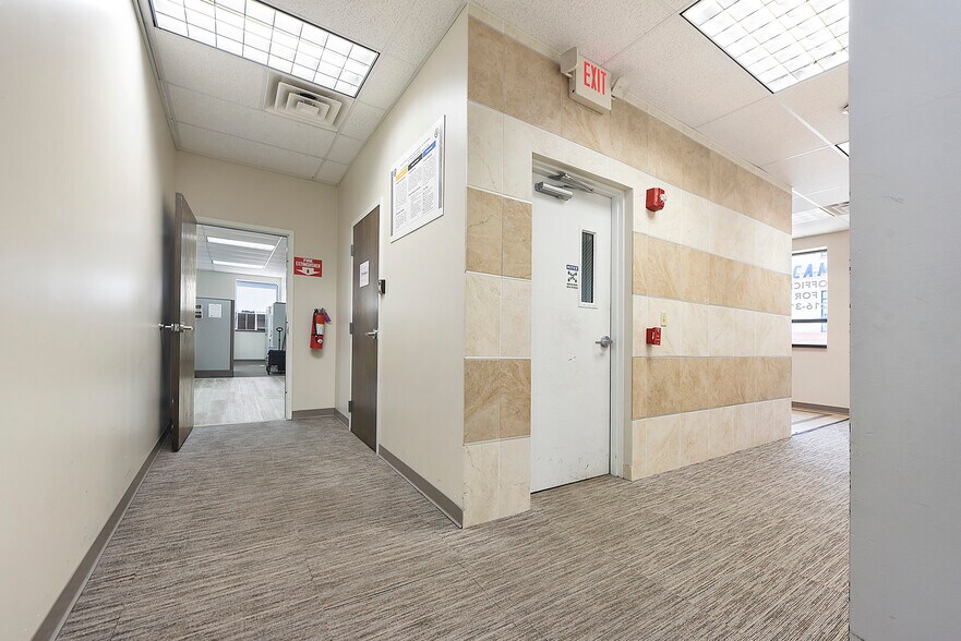 More Photos Of Corner of N Sheridan & Broad Street, Pittsburgh Office For Sale