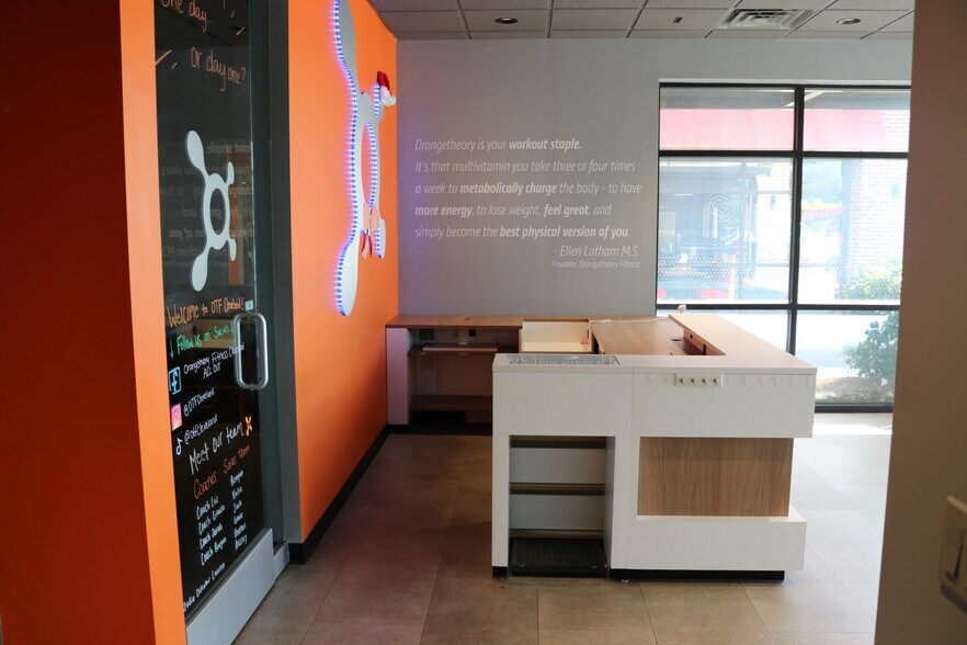 More Photos Of 682 Paul Huff Pky NW, Cleveland Storefront For Lease