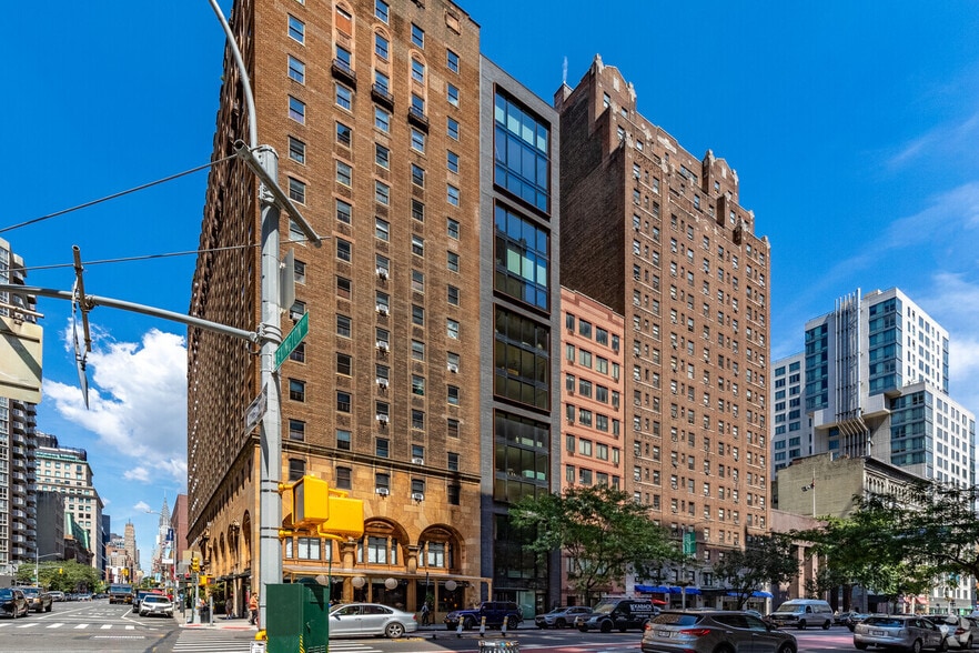 More Photos Of 139 E 23rd St, New York Apartments For Lease