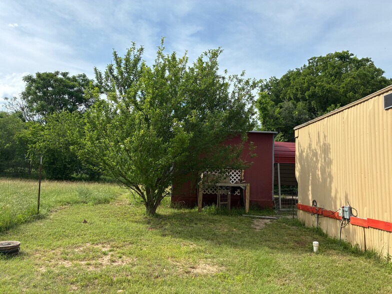 More Photos Of 382 County Road 4450, Kempner Manufactured Housing Mobile Home Park For Sale