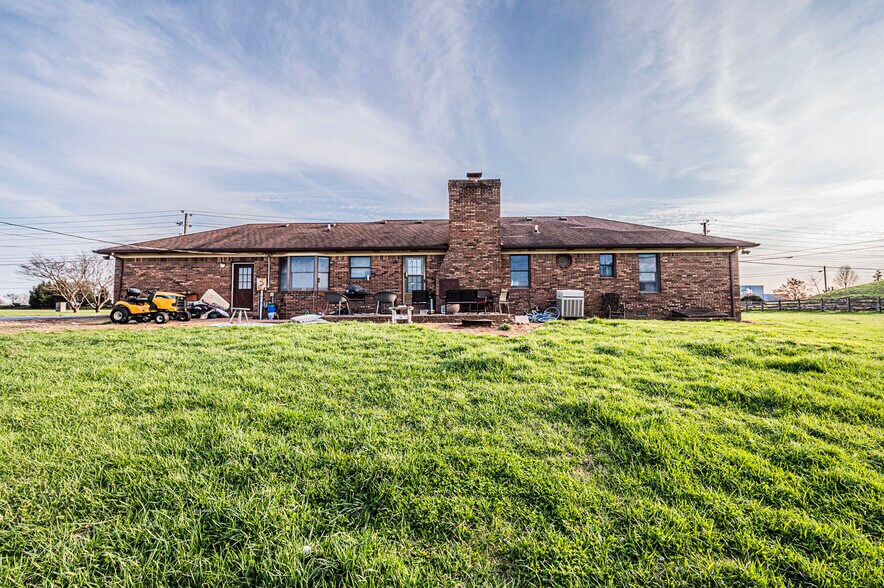 More Photos Of 860 Glasgow Rd, Bowling Green Land For Sale