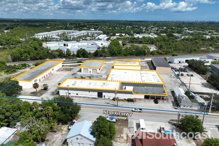 More Photos Of 657 NE Dixie Hwy, Jensen Beach Industrial For Lease