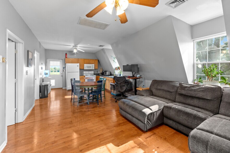 More Photos Of 27058 Mount Pleasant Rd, Columbus Winery Vineyard For Sale