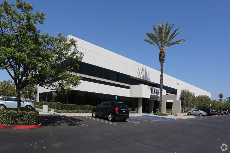 More Photos Of 17501-17551 Von Karman Ave, Irvine Warehouse For Lease