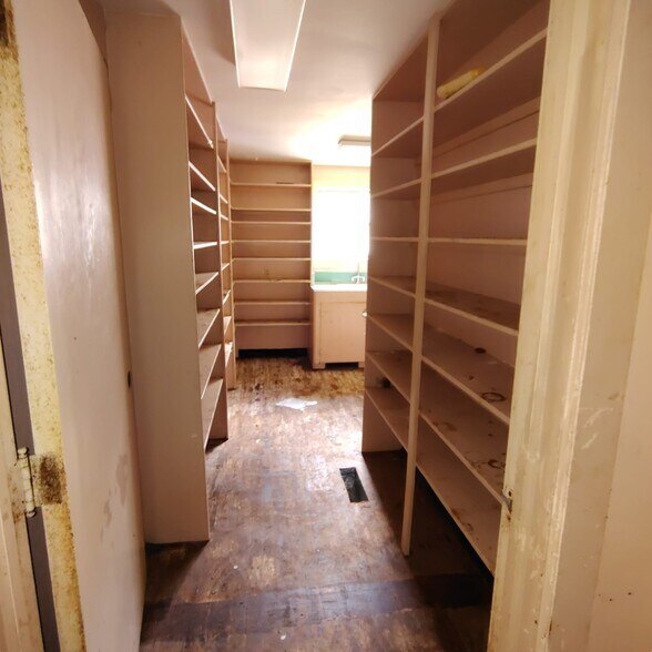 More Photos Of 102 Market St, Timmonsville Medical For Sale