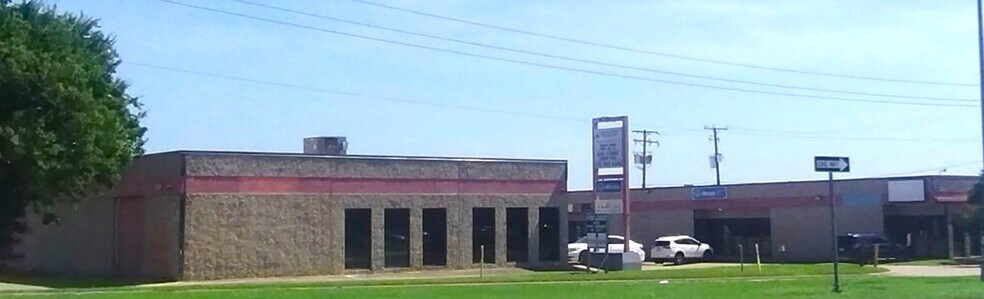 More Photos Of 2100 S Great Southwest Pky, Grand Prairie Unknown For Lease