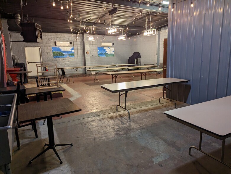 More Photos Of 900 Broad St, Johnstown Industrial For Sale