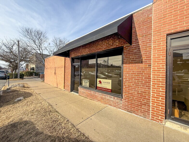 More Photos Of 201 N 10th St, Columbia Storefront Retail Residential For Sale