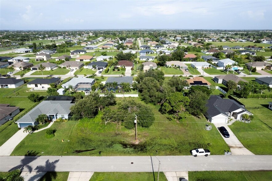 More Photos Of 1502 SW 19th Pl, Cape Coral Land For Sale