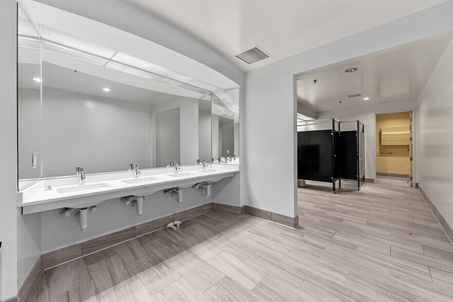 More Photos Of 2330 Gold Meadow Way, Gold River Office For Sale