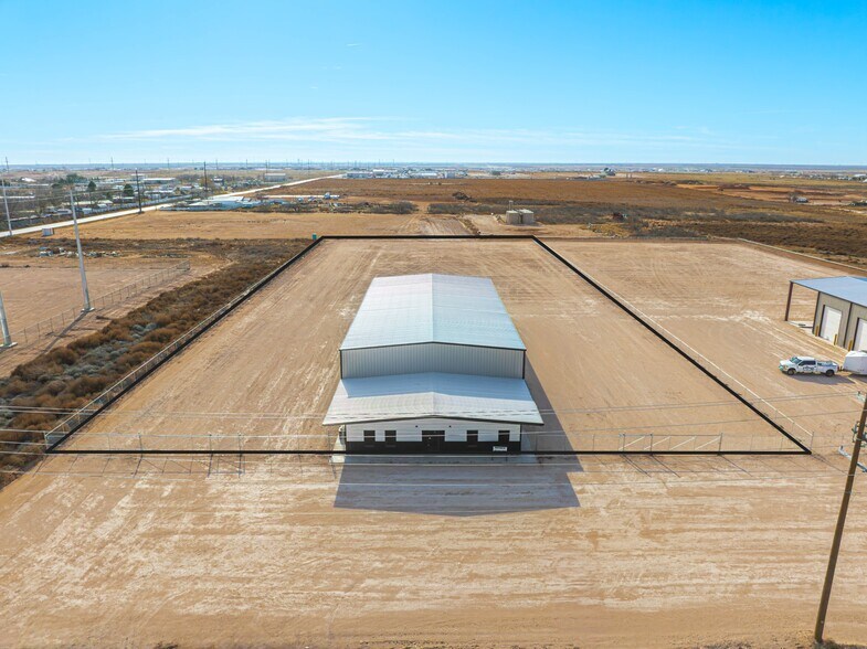 More Photos Of TBD Lot 4 ECR 140, Midland Warehouse For Lease